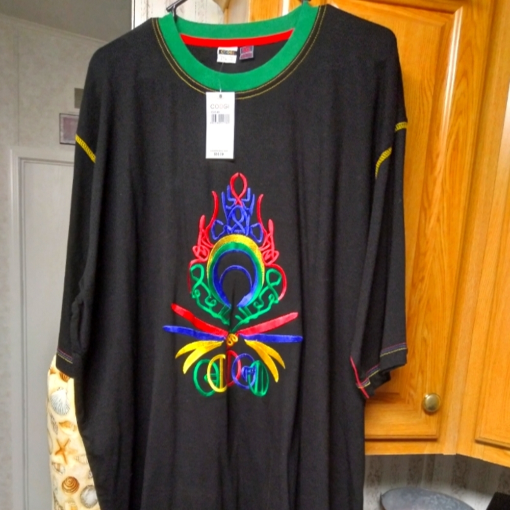 COOGI Shirt NWT Black 5X Embroidered Shirt.